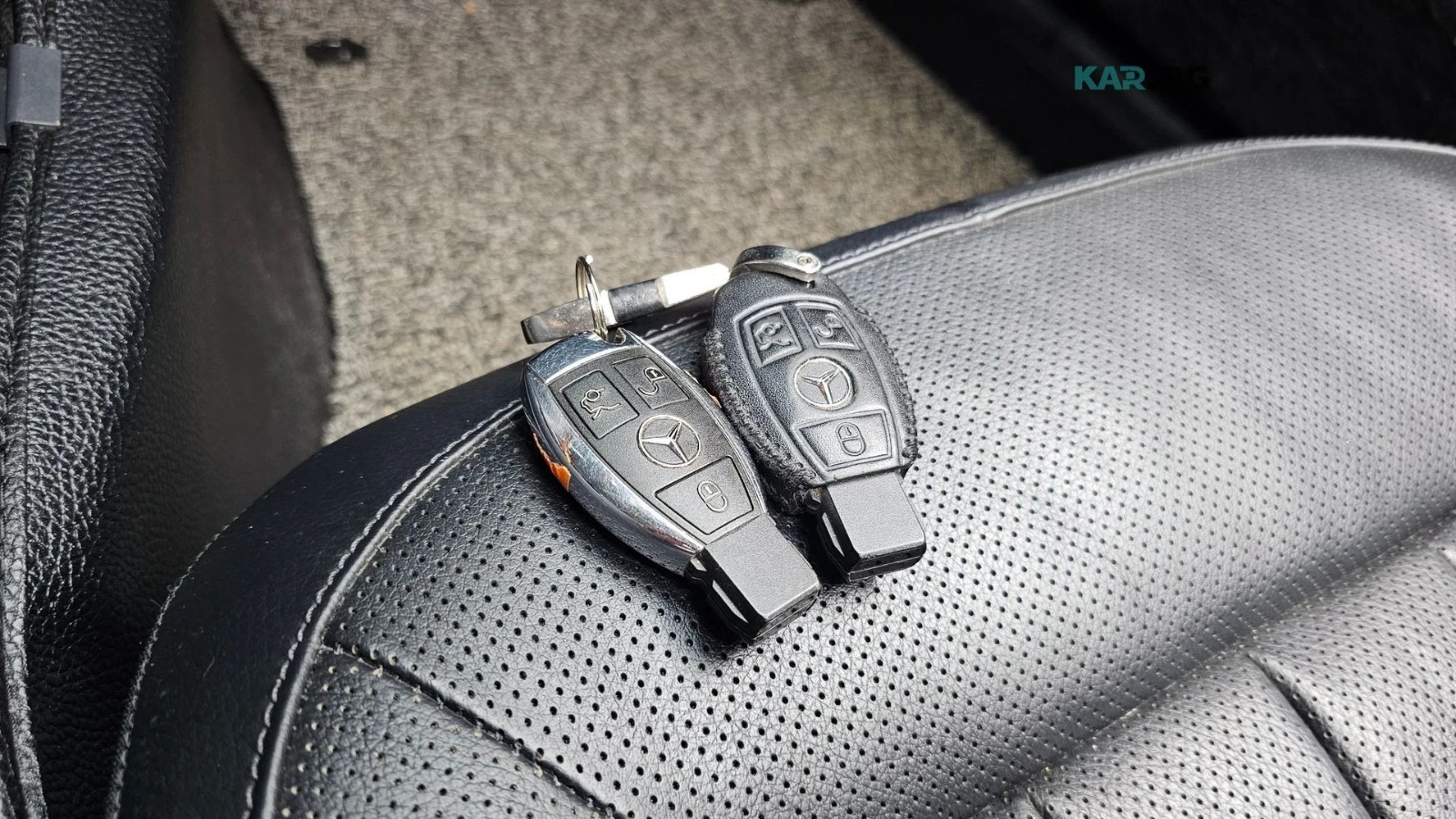 Mercedes-Benz CLS 350 4MATIC* КОЖА* ПОДГРЕВ* ОБДУХВ* PANO* 360, снимка 17 - Автомобили и джипове - 55106049