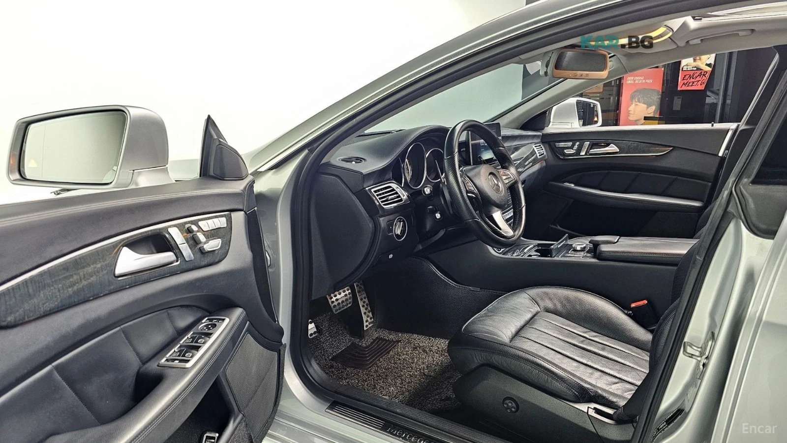 Mercedes-Benz CLS 350 4MATIC* КОЖА* ПОДГРЕВ* ОБДУХВ* PANO* 360, снимка 10 - Автомобили и джипове - 55106049