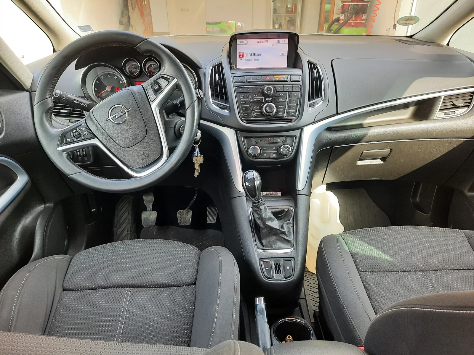 Opel Zafira 1.4  140 к.с  Бинзин /Газ 6 скорости, снимка 4 - Автомобили и джипове - 55421570