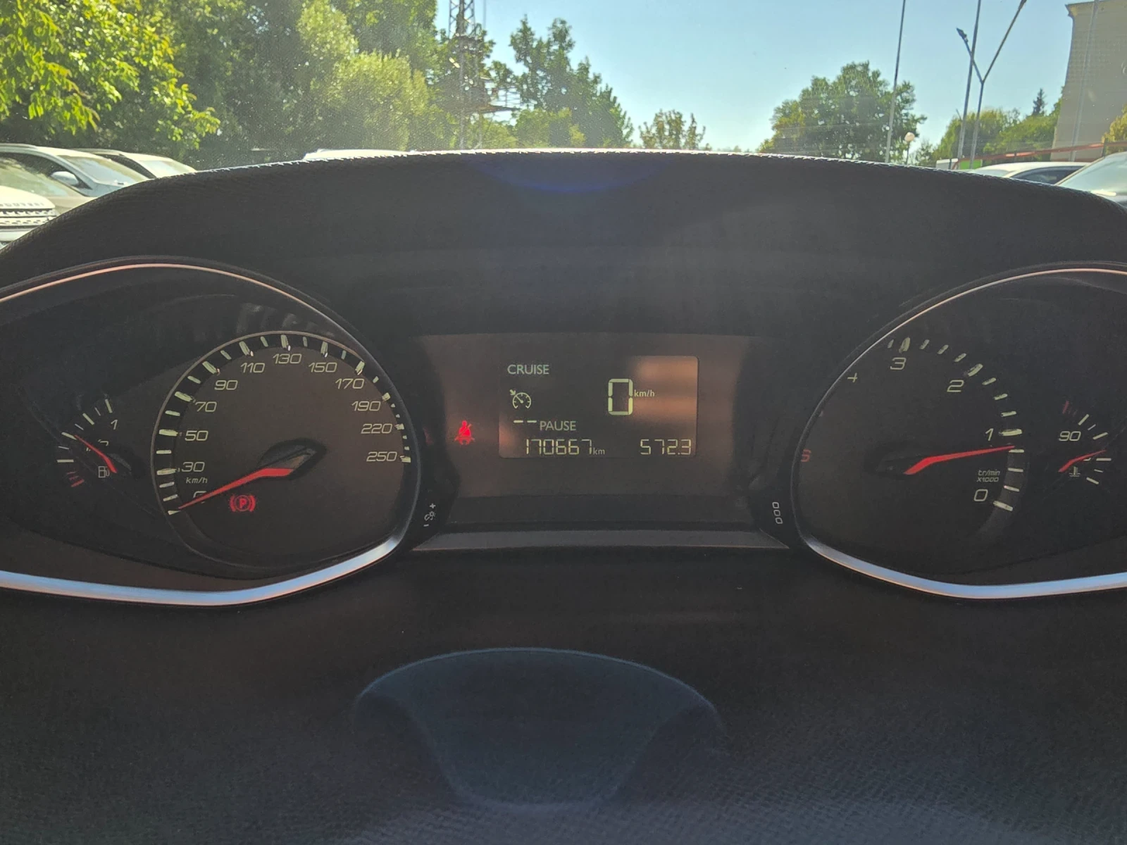 Peugeot 308 1.6HDI 116к.с Топ състояние , снимка 17 - Автомобили и джипове - 55478250