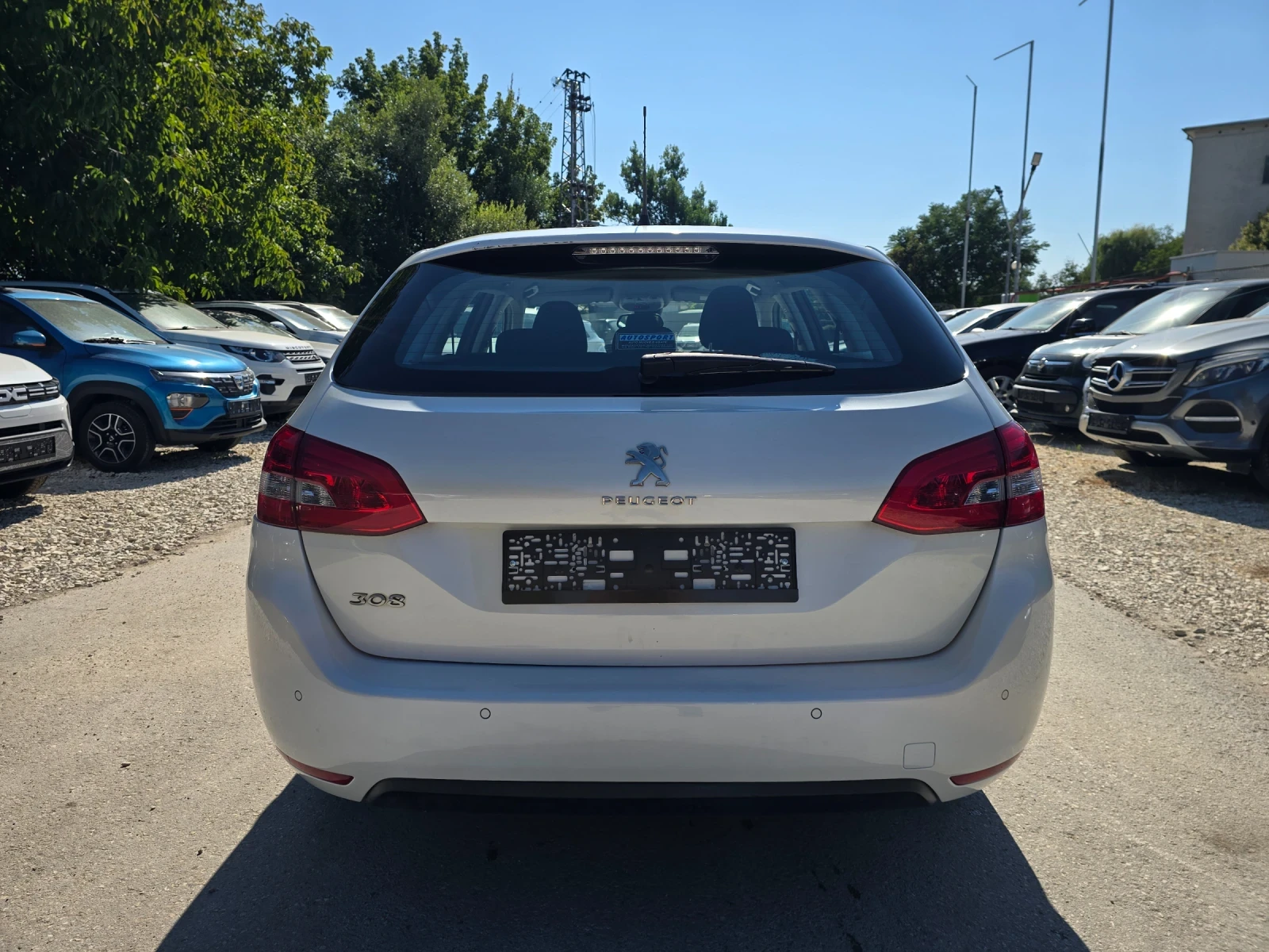 Peugeot 308 1.6HDI 116к.с Топ състояние , снимка 6 - Автомобили и джипове - 55478250