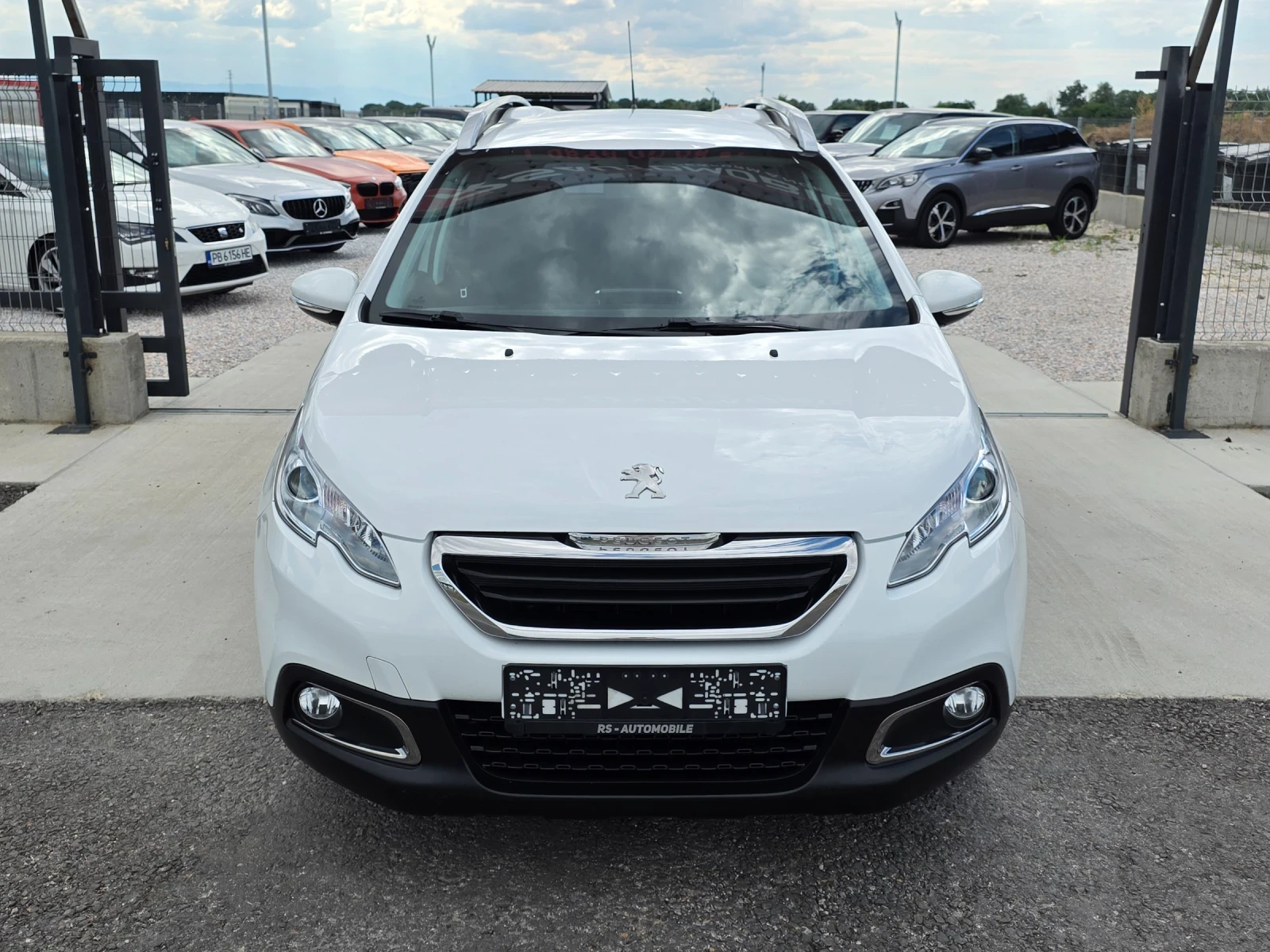 Peugeot 2008 1.6 Hdi Euro 6, снимка 3 - Автомобили и джипове - 55491620