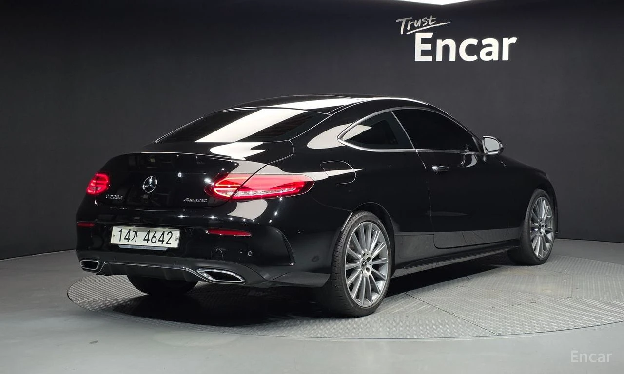 Mercedes-Benz C 220 d 4MATIC Coupe AMG Line* �����* PANORAMA* �������* | Mobile.bg � ����������� 3