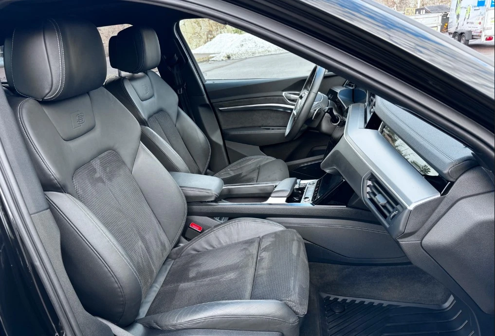 Audi E-Tron S-Line, снимка 10 - Автомобили и джипове - 55605877