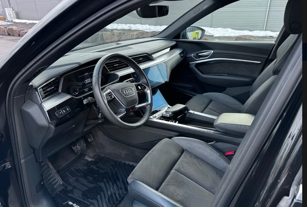 Audi E-Tron S-Line, снимка 12 - Автомобили и джипове - 55605877