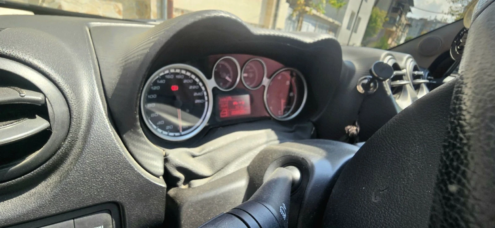 Alfa Romeo MiTo, снимка 13 - Автомобили и джипове - 56561169