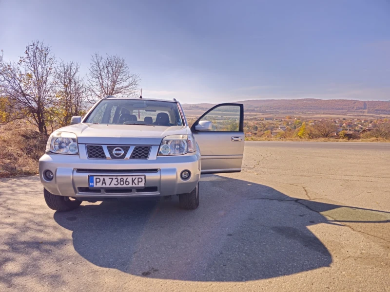 Nissan X-trail Джип, снимка 2 - Автомобили и джипове - 47841242