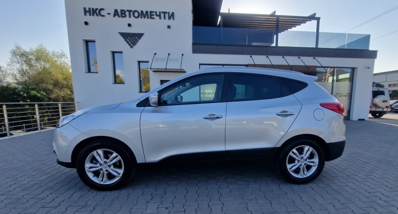 Hyundai IX35 4х4 ТОП ЛИЗИНГ, снимка 2 - Автомобили и джипове - 51687299