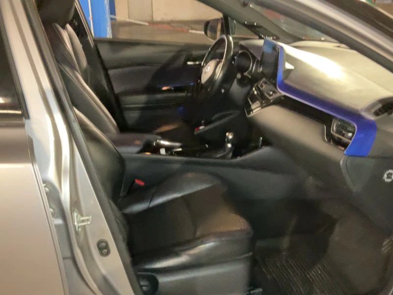 Toyota C-HR, снимка 11 - Автомобили и джипове - 54910233