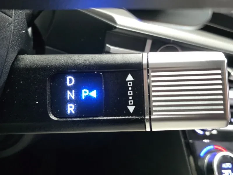 Hyundai Santa fe Gasoline 2.5T 4Wd Exclusive, снимка 9 - Автомобили и джипове - 55738713