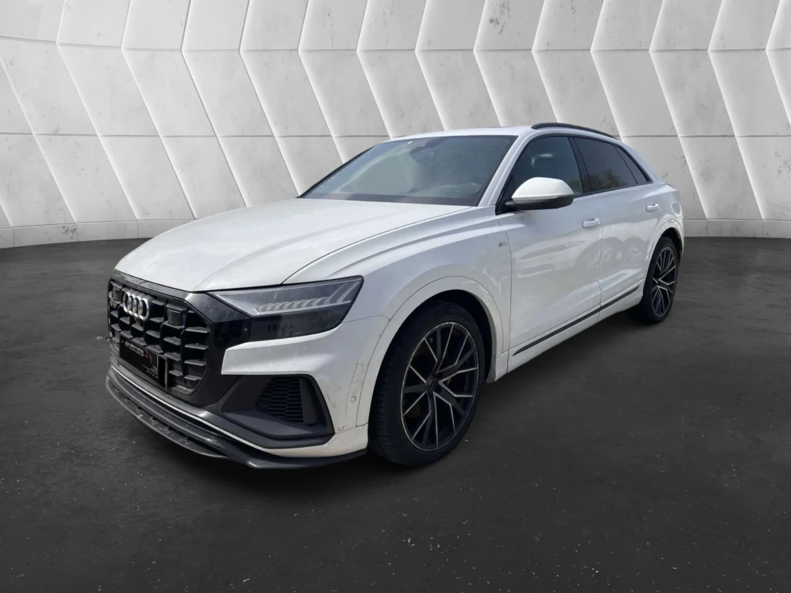 Audi Q8 ОЧАКВАН ВНОС Audi Q8 5.0TDI* SQ8 FullMaxx - изображение 2