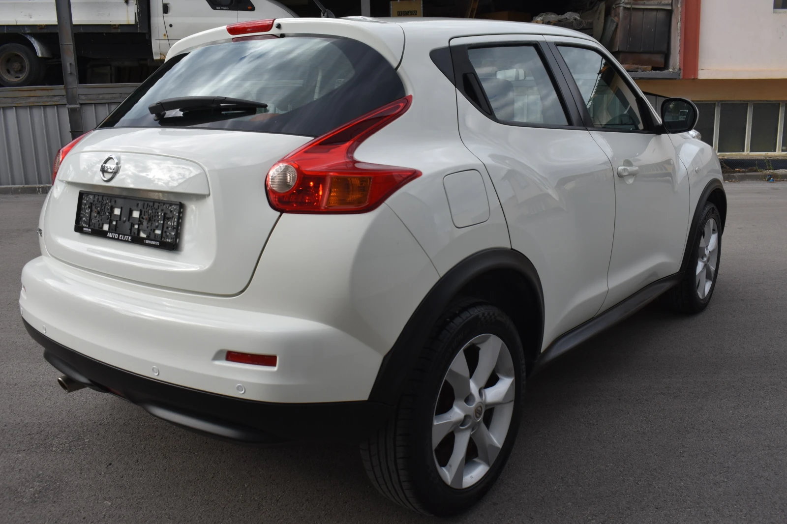 Nissan Juke 1.6/16v-AUTOMAT-EURO5B-112000km-КАТО НОВ!! - изображение 4