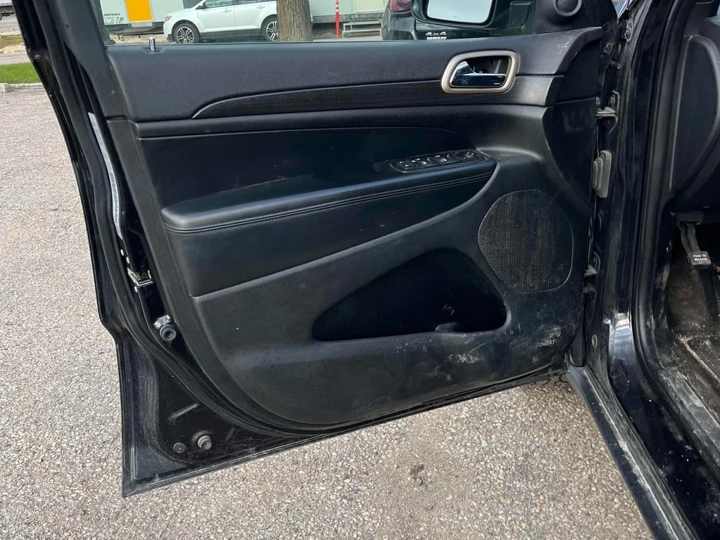 Jeep Grand cherokee * Laredo * CARFAX *    | Mobile.bg   11