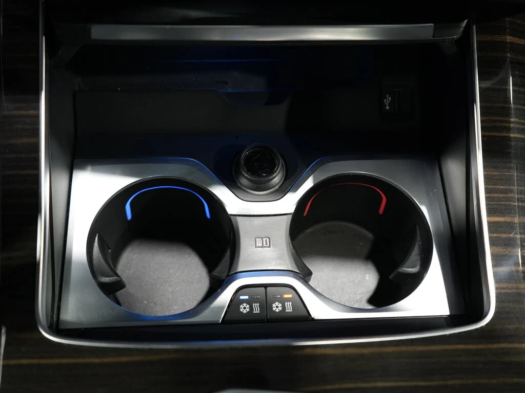 BMW X5 xDrive40i* AWD* АвтоКредит* (ЦЕНА ДО БГ) - изображение 10