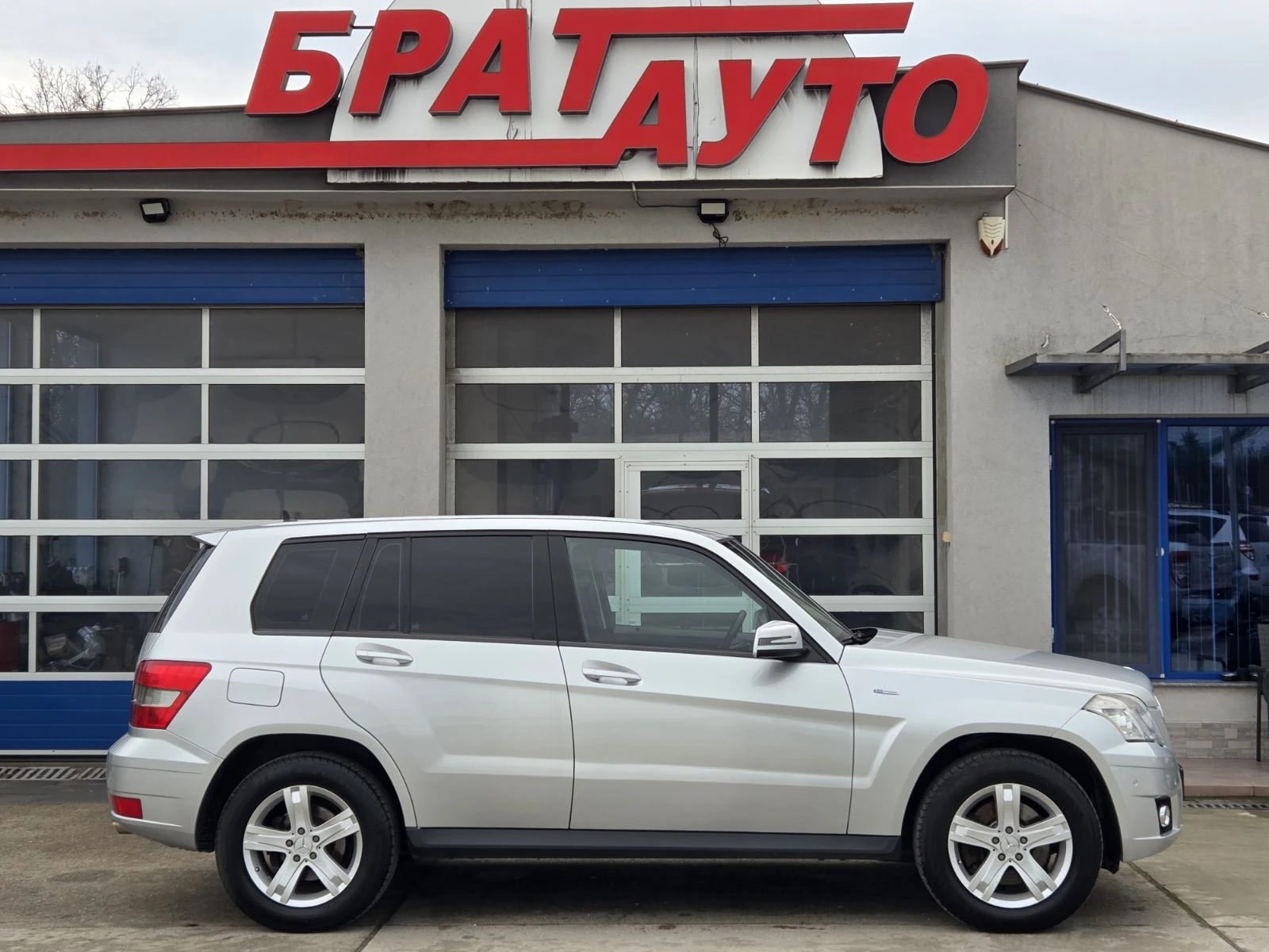 Mercedes-Benz GLK 220CDI - изображение 5