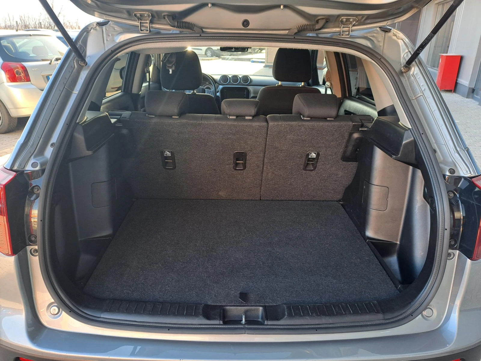 Suzuki Vitara 1.4 GL+ Booster Jet HYBRID 4X4, снимка 7 - Автомобили и джипове - 53829681