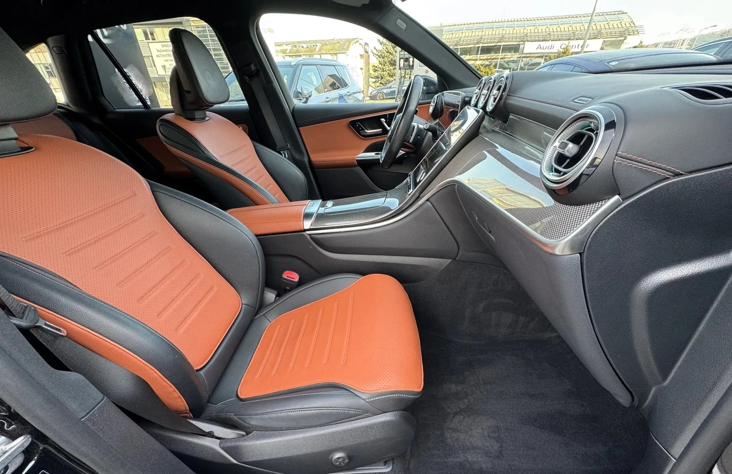 Mercedes-Benz GLC 300 e 4MATIC Off-Roader AMG-Line, снимка 6 - Автомобили и джипове - 53997010