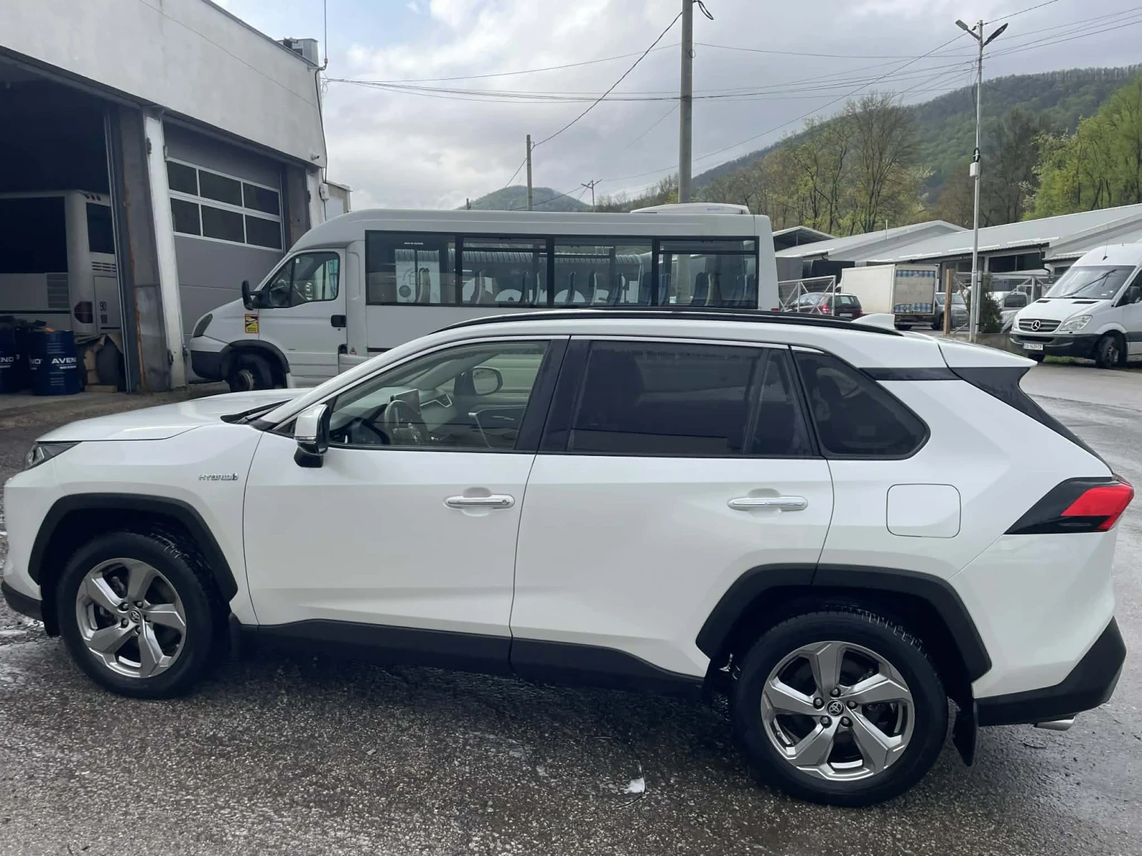 Toyota Rav4 Luxury, снимка 5 - Автомобили и джипове - 54234564