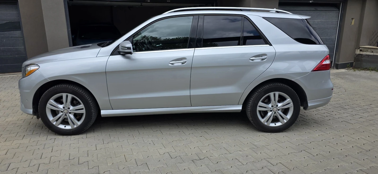 Mercedes-Benz ML 350, снимка 4 - Автомобили и джипове - 54399313