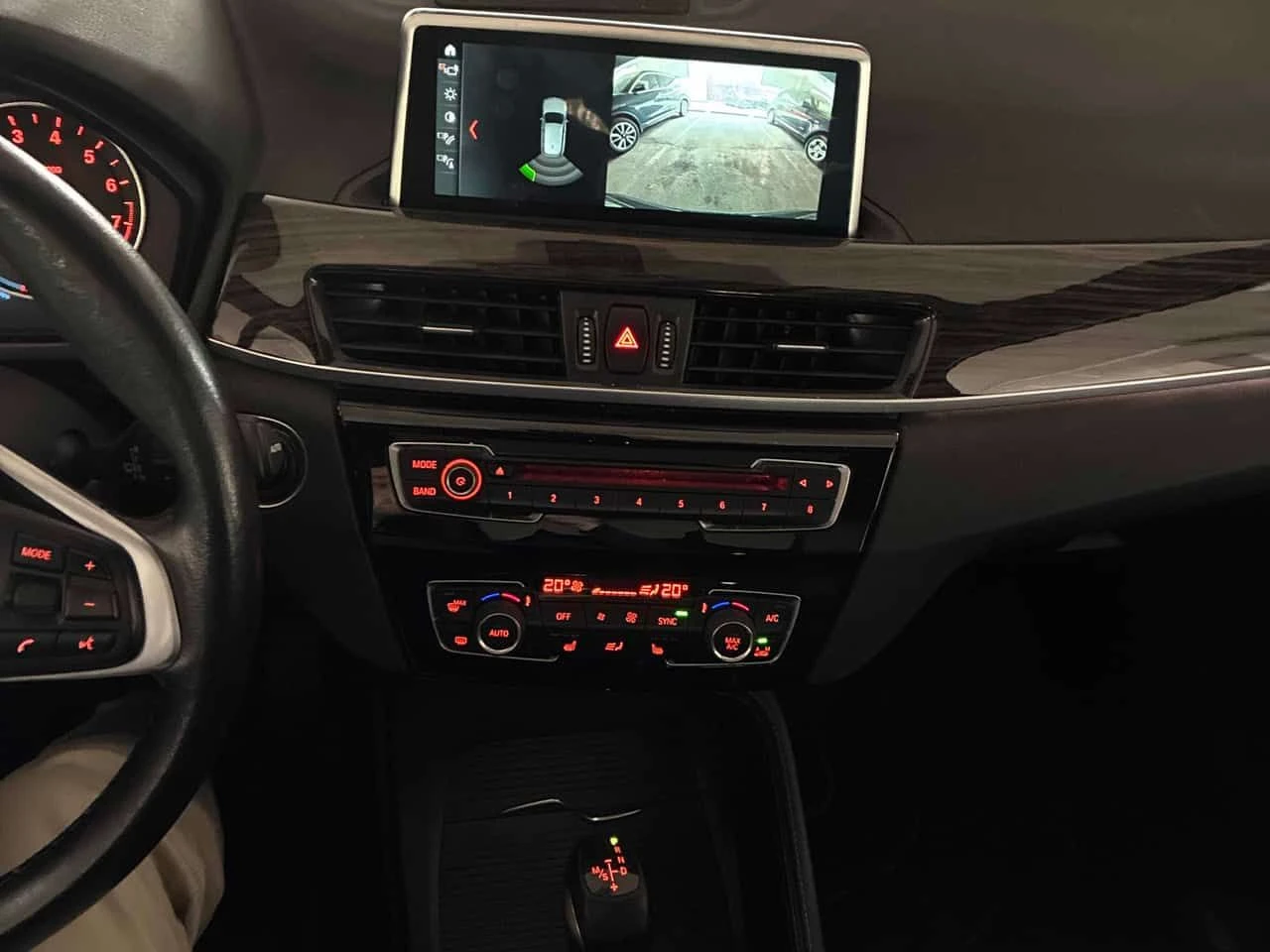BMW X1 xDrive28i| HUD| PANO| ОТ ПРЕДСТАВИТЕЛСТВО| CARFAX, снимка 9 - Автомобили и джипове - 54529090