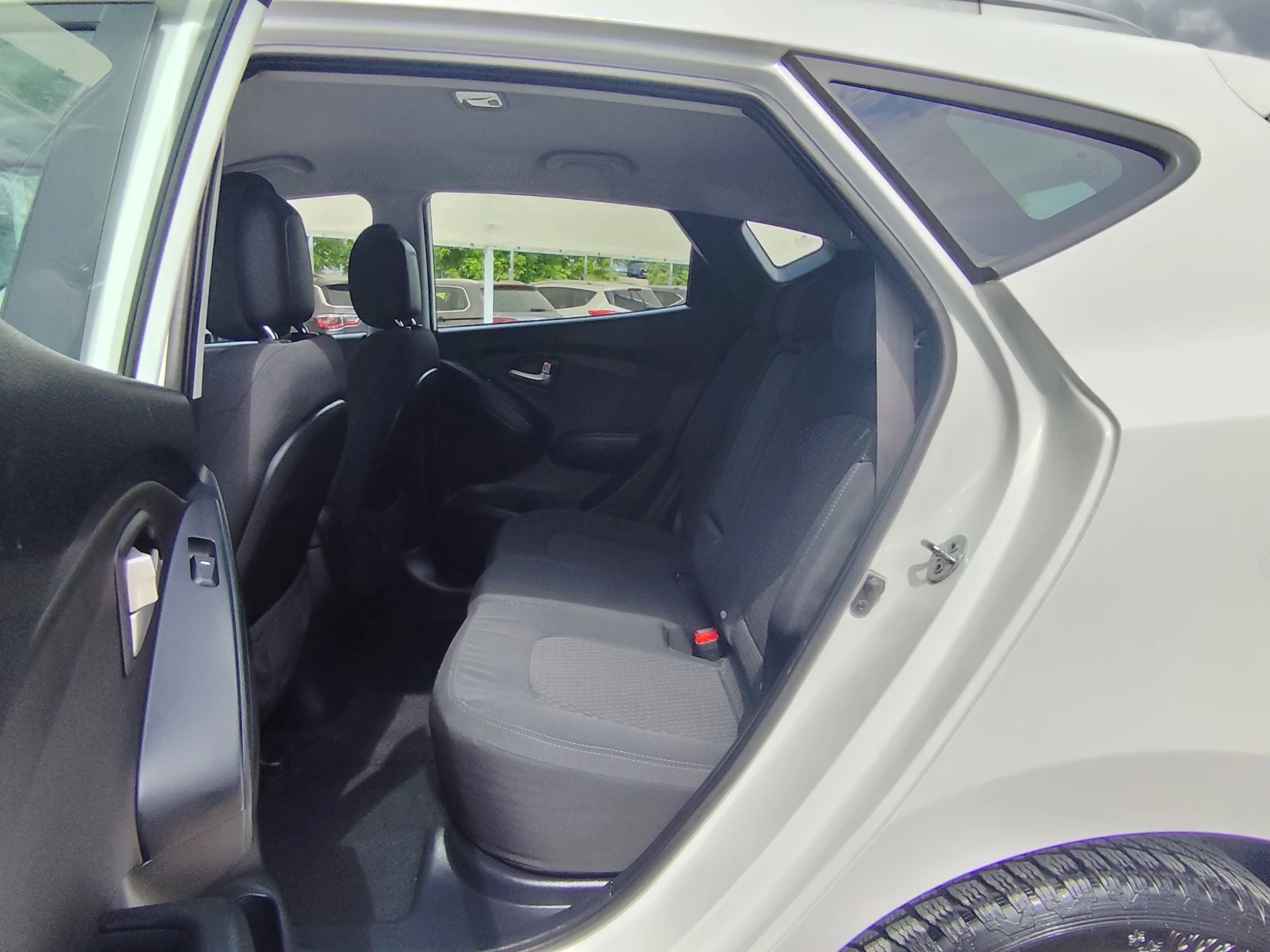 Hyundai IX35 1.7CRDi* EURO5A* KLIMA* , снимка 10 - Автомобили и джипове - 54572461