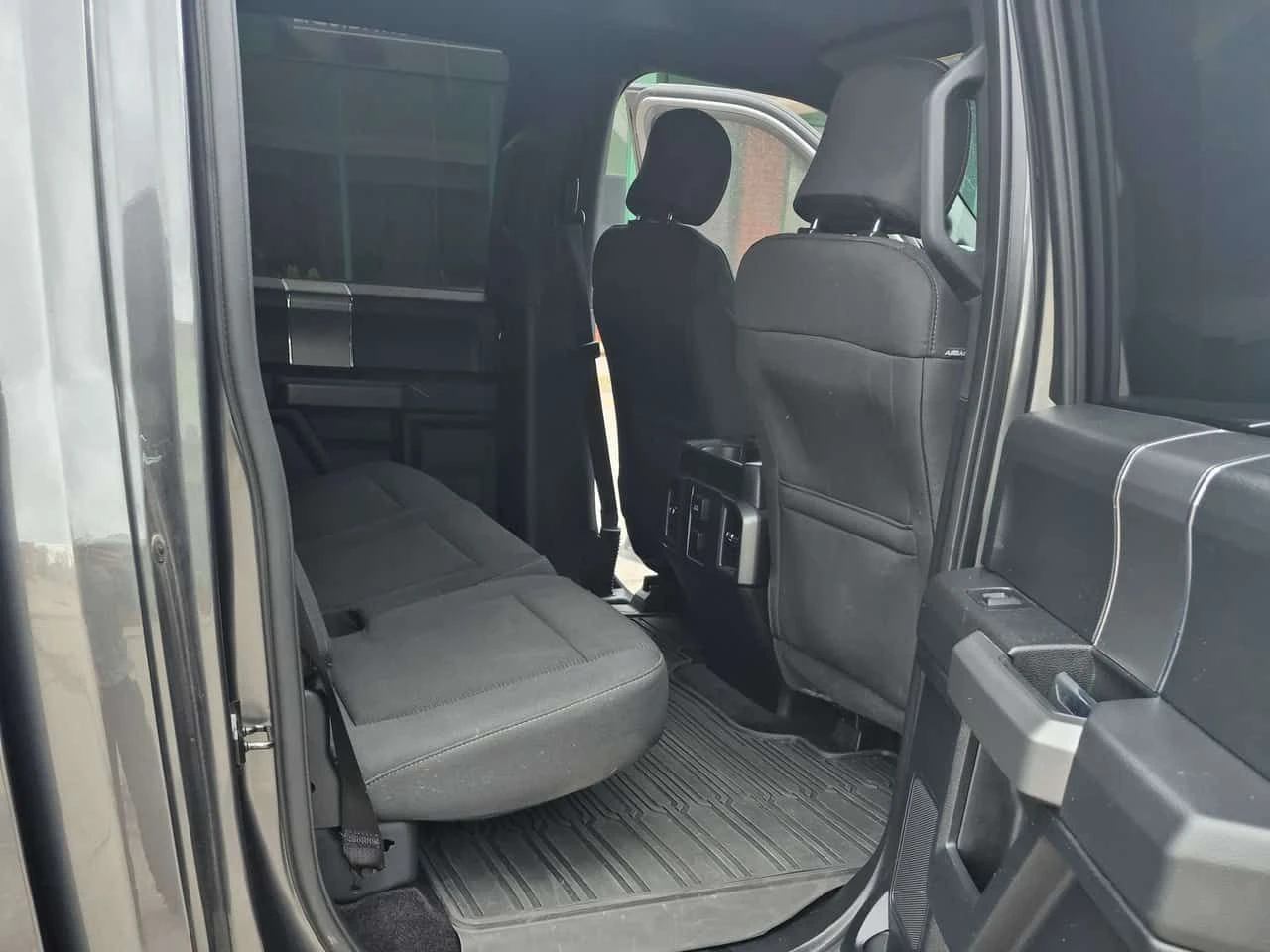 Ford F150 * 4WD SuperCrew 145" * CARFAX * AВТОКРЕДИТ, снимка 15 - Автомобили и джипове - 54619783