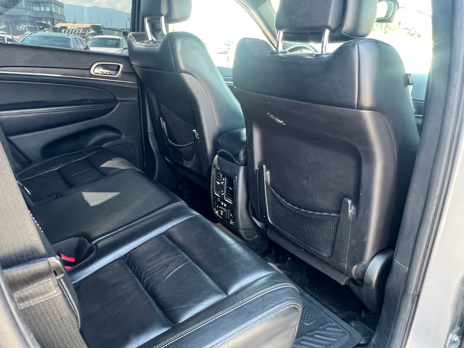 Jeep Grand cherokee, снимка 11 - Автомобили и джипове - 55582685