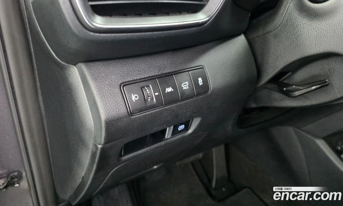 Hyundai Santa fe Gasoline 2.5T 2WD Premium Choice, снимка 17 - Автомобили и джипове - 56155617