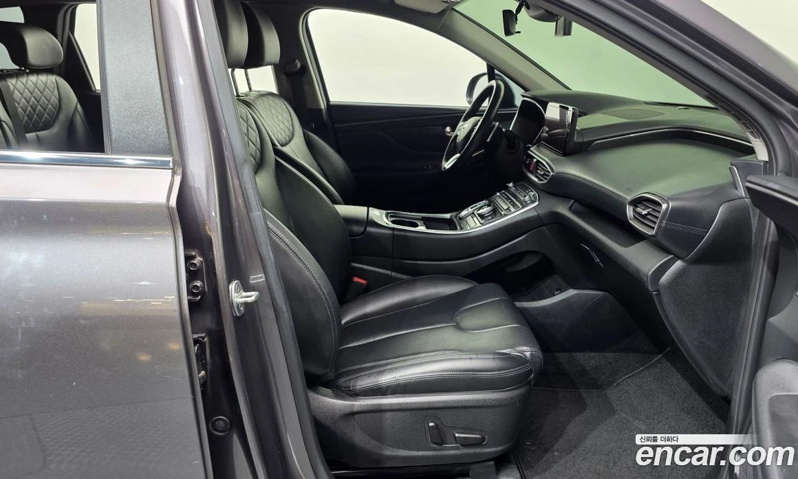 Hyundai Santa fe Gasoline 2.5T 2WD Premium Choice, снимка 11 - Автомобили и джипове - 56155617