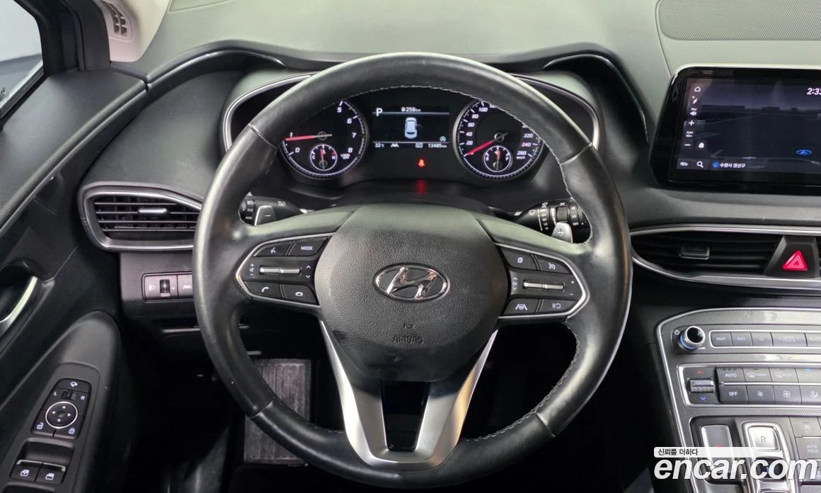 Hyundai Santa fe Gasoline 2.5T 2WD Premium Choice, снимка 13 - Автомобили и джипове - 56155617