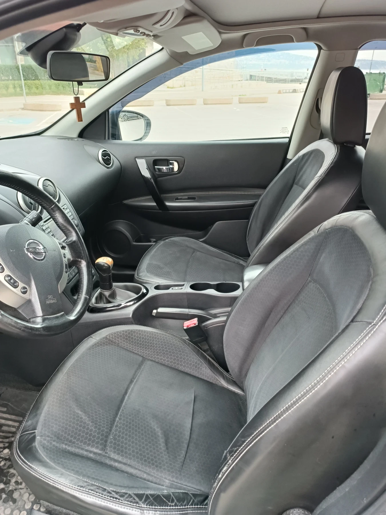 Nissan Qashqai, снимка 7 - Автомобили и джипове - 56223473