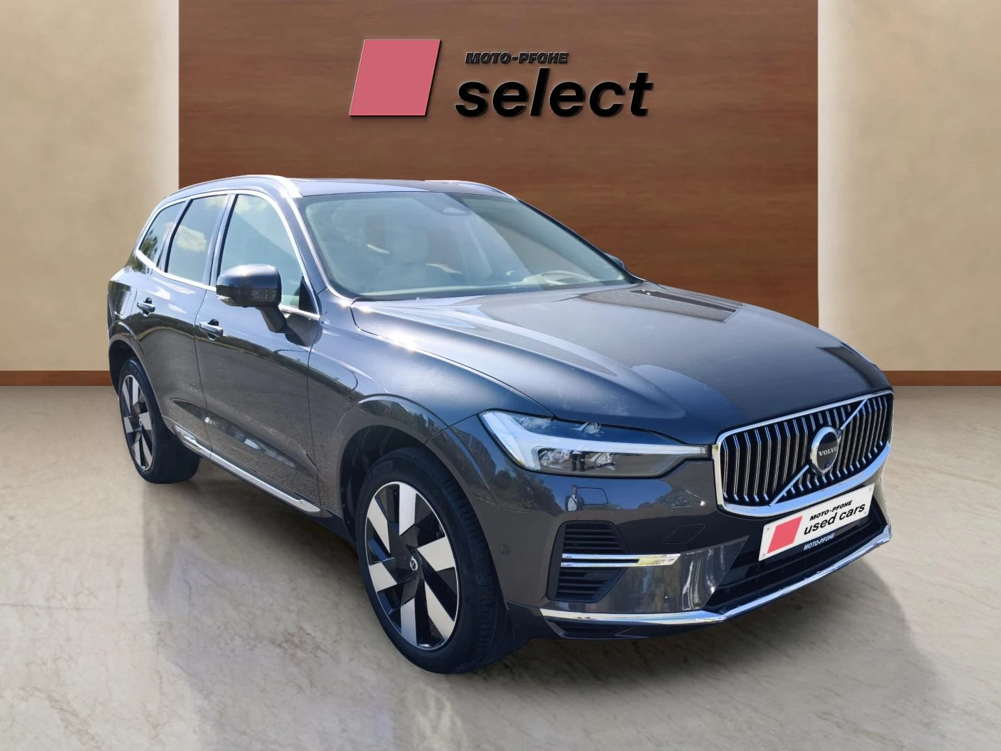 Volvo XC60 2.0 T8, снимка 5 - Автомобили и джипове - 56365226