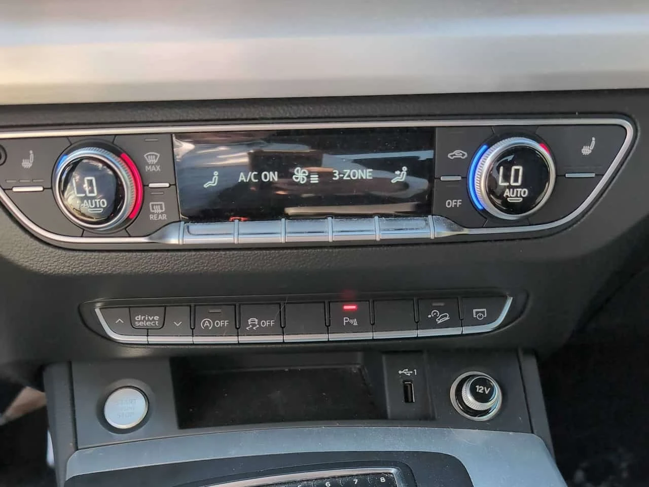 Audi Q5 * Progressiv * CARFAX * ��� ������������ ������ | Mobile.bg � ����������� 12