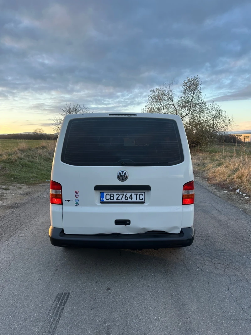 VW T5 Дълга база автоматик , снимка 4 - Бусове и автобуси - 47898331