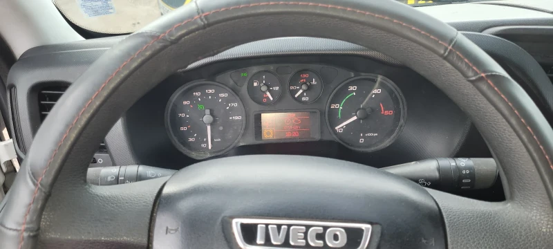 Iveco 35c17 Дейли 10еп, снимка 15 - Бусове и автобуси - 52496046