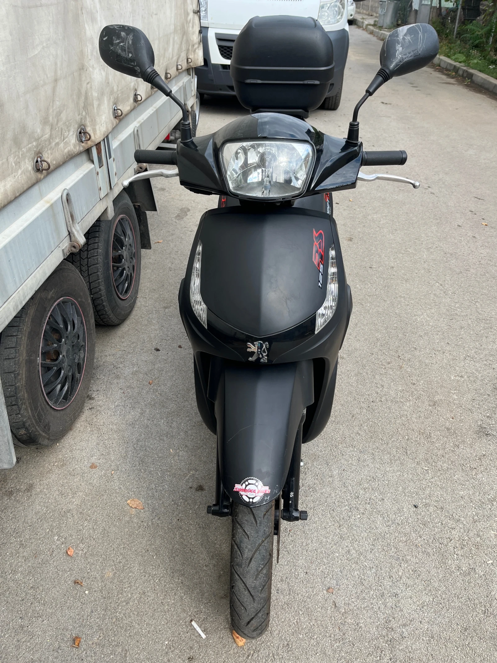 Peugeot Tweet 125 - изображение 2