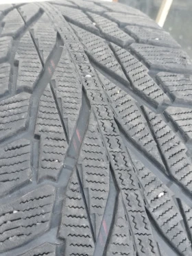 Гуми Зимни 225/60R17, снимка 4
