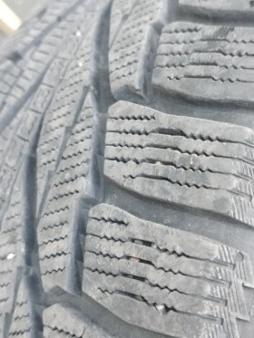 Гуми Зимни 225/60R17, снимка 1