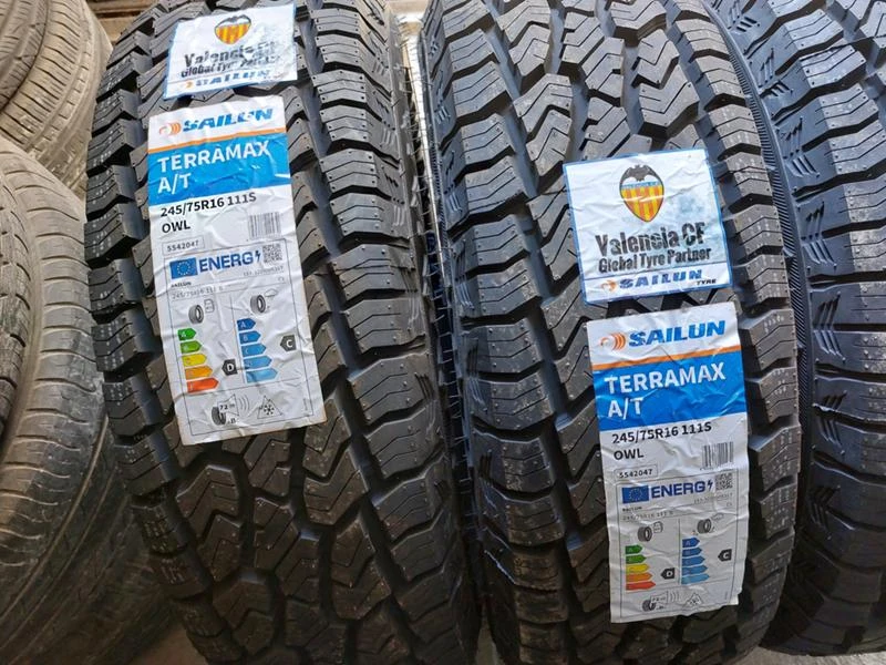 Гуми Летни 245/75R16, снимка 2 - Гуми и джанти - 36790140