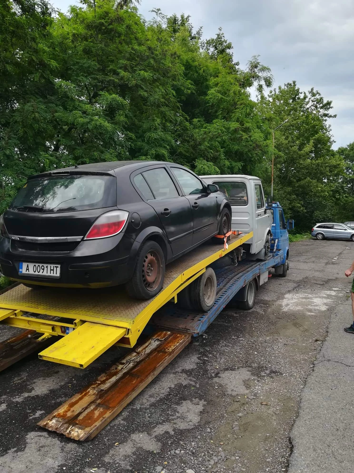     ,,( ) ,, ,, | Mobile.bg   1