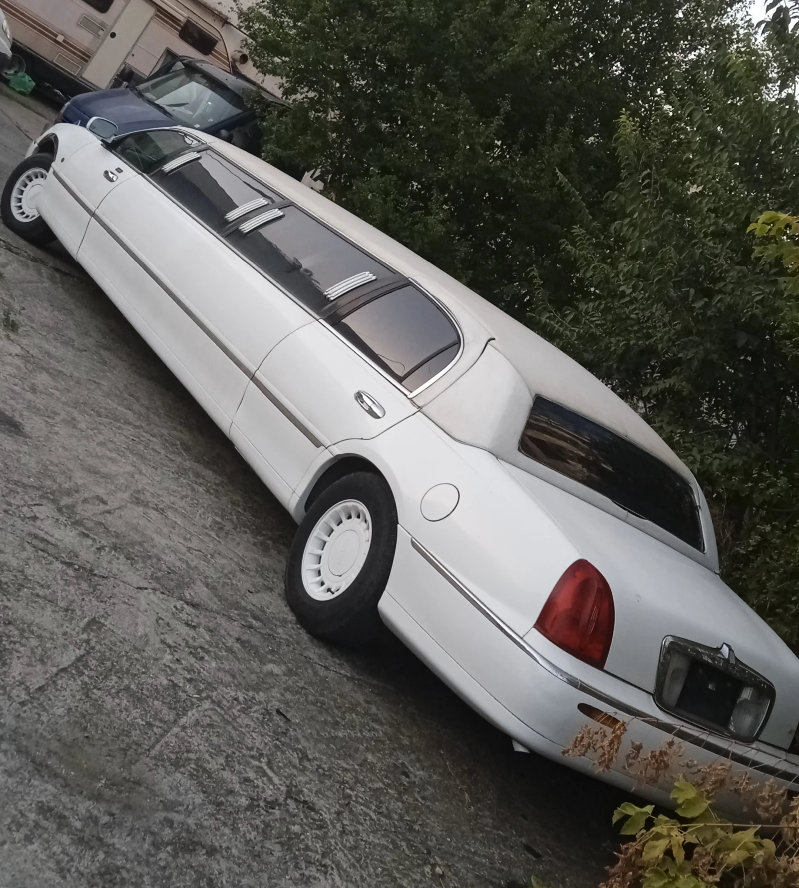     ,,( ) ,, ,, | Mobile.bg   14