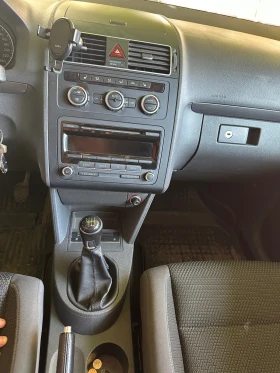 VW Touran 1.4 фабричен Метан, снимка 12