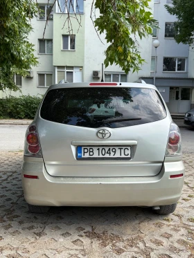 Toyota Corolla verso, снимка 3