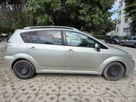 Toyota Corolla verso, снимка 2