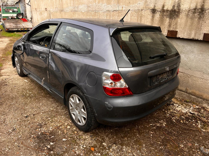 Honda Civic 1.7 CDTi, снимка 2 - Автомобили и джипове - 52578517