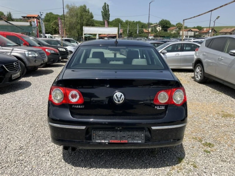 VW Passat 2.0 TDI, снимка 5 - Автомобили и джипове - 43524809