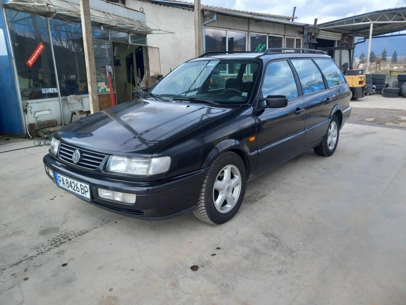 VW Passat, снимка 1 - Автомобили и джипове - 47018077