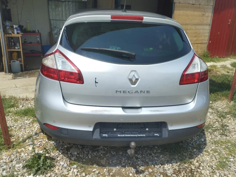 Renault Megane 1.9, снимка 13 - Автомобили и джипове - 47498594