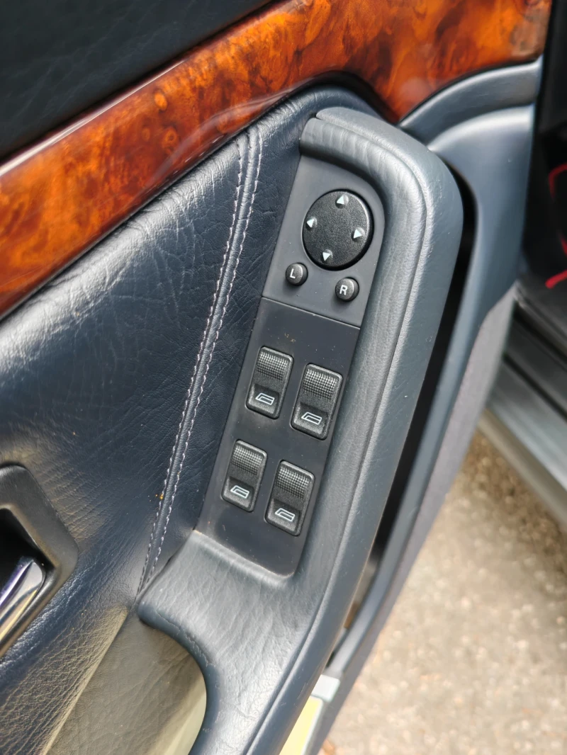 Audi 80 Cabrio 2.8 V6, снимка 8 - Автомобили и джипове - 52517659