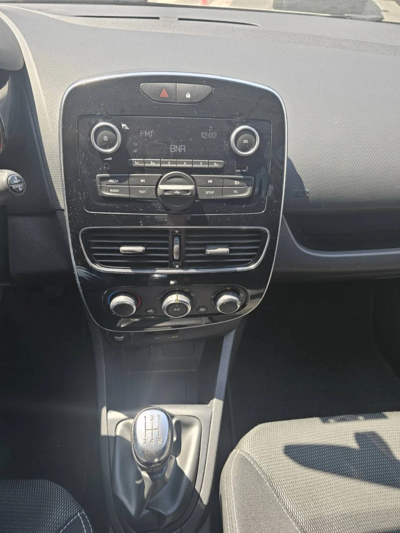 Renault Clio 0.9 TCe 75 N1, снимка 9 - Автомобили и джипове - 51189987
